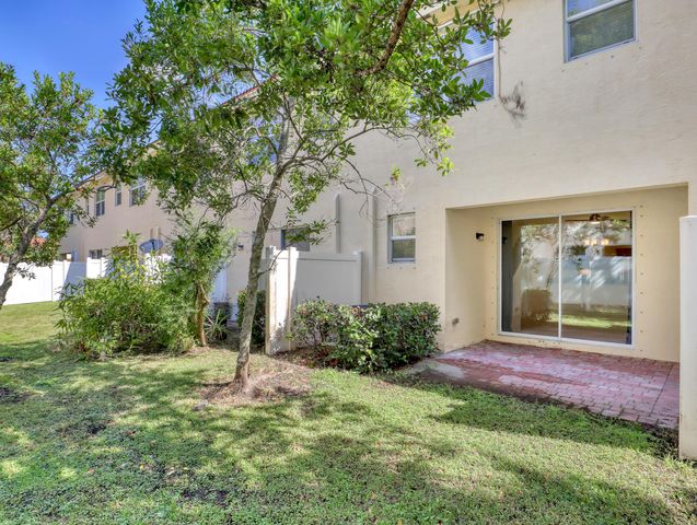 9508 SW Otter Lane, Stuart, FL 34997