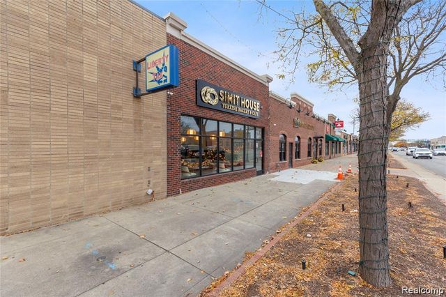 29530 Ford Road, Garden City, MI 48135