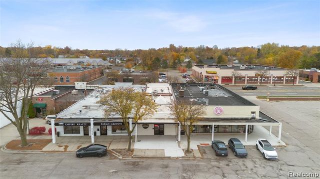 29530 Ford Road, Garden City, MI 48135