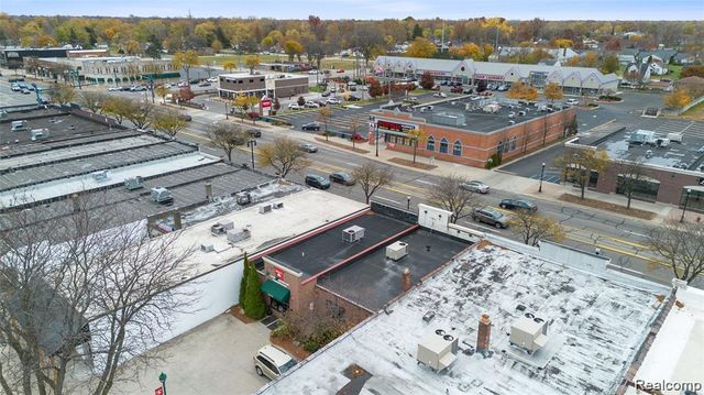 29530 Ford Road, Garden City, MI 48135
