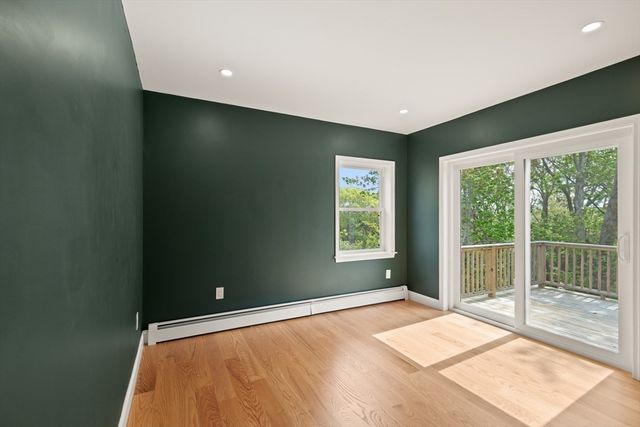 5R Brooks Rd, Gloucester, MA 01930