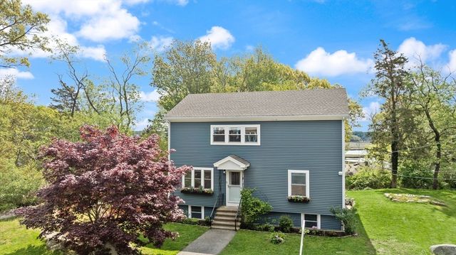 5R Brooks Rd, Gloucester, MA 01930