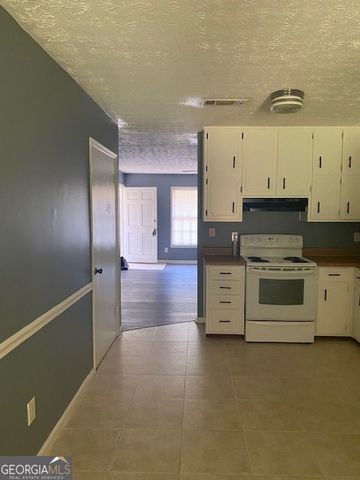 145 Belle Drive, Fayetteville, GA 30214