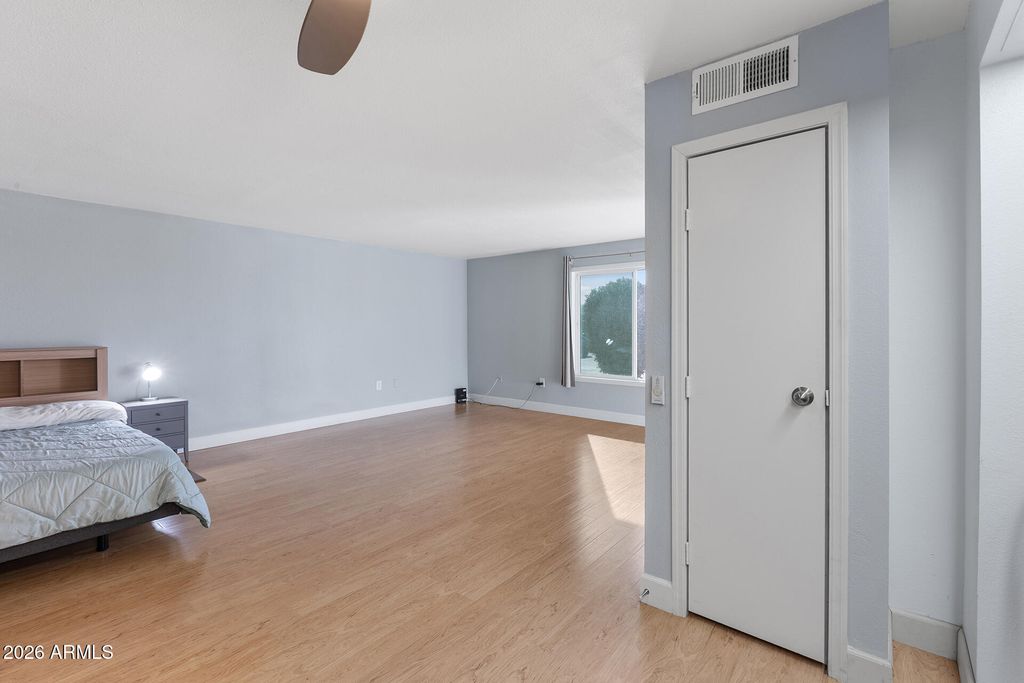 Image 12 of property listing at 13215 N 98TH Avenue D, Sun City, AZ 85351