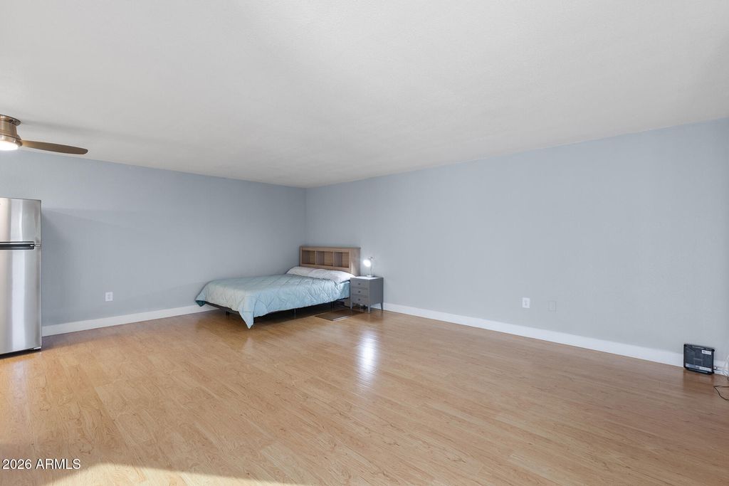 Image 8 of property listing at 13215 N 98TH Avenue D, Sun City, AZ 85351