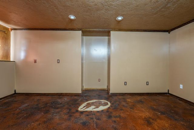 11256 SW Rolling Hills Rd, Augusta, KS 67010