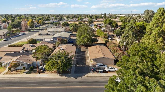 770-798 W Pleasant Avenue, Tulare, CA 93274