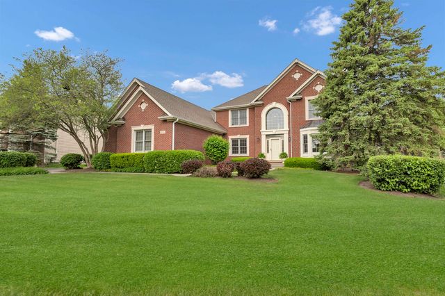 631 Mason Lane, Lake In The Hills, IL 60156