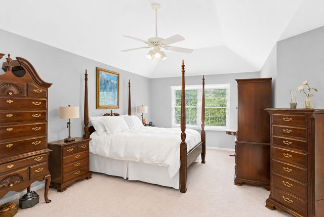 631 Mason Lane, Lake In The Hills, IL 60156