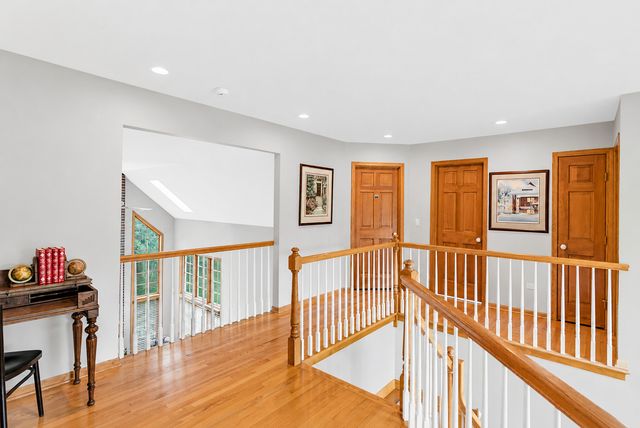 631 Mason Lane, Lake In The Hills, IL 60156