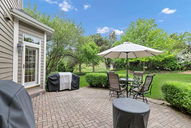 631 Mason Lane, Lake In The Hills, IL 60156