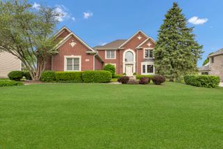 631 Mason Lane, Lake In The Hills, IL 60156