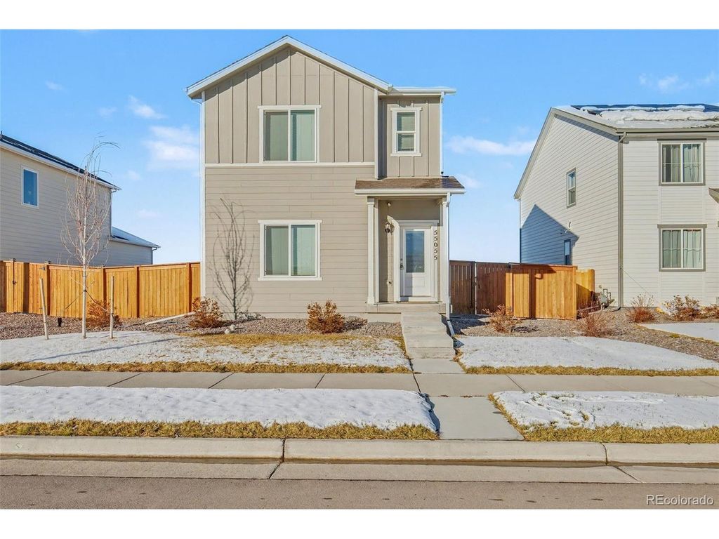 55055 E 31st Ave, Strasburg, CO 80136