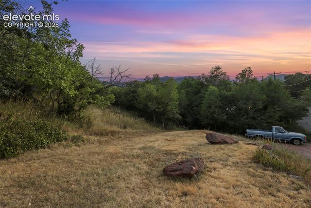 233 Plainview Place, Manitou Springs, CO 80829