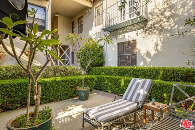 367 N Orange Drive, Los Angeles, CA 90036
