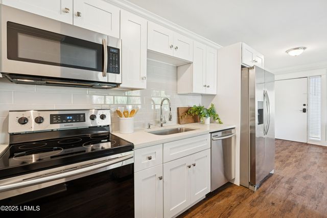 53 Delander Ct Apt 18, Hilton Head Island, SC 29928