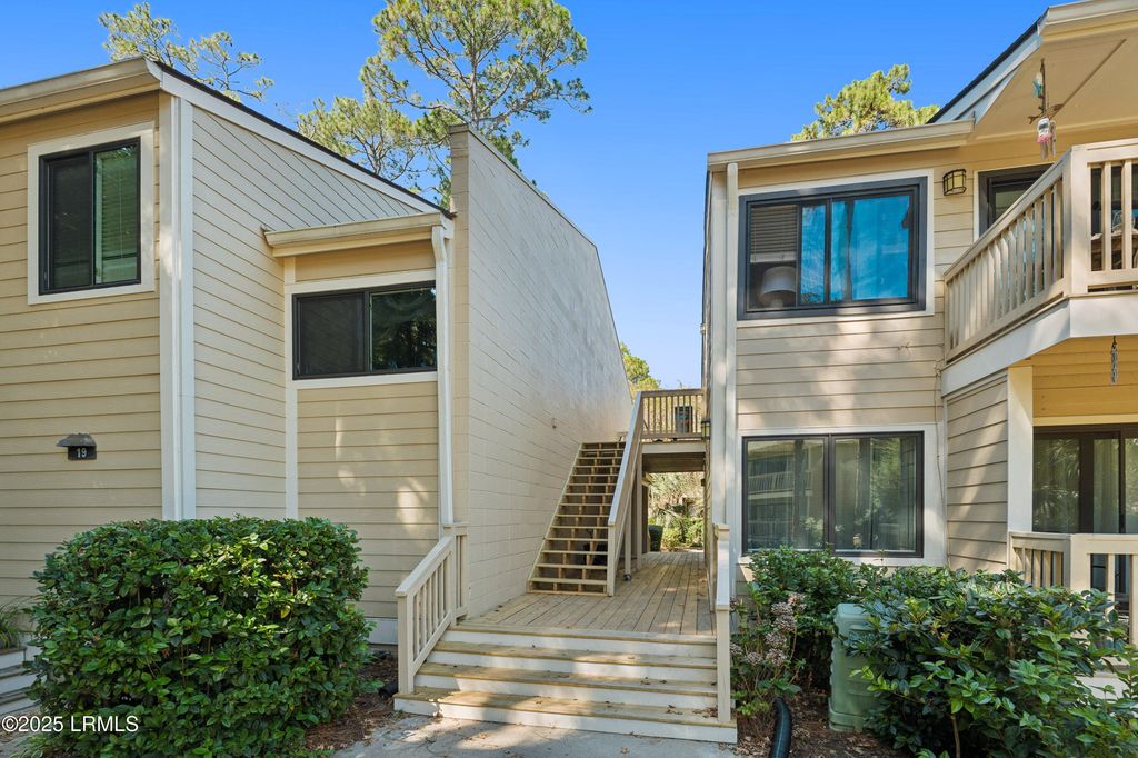 53 Delander Ct Apt 18, Hilton Head Island, SC 29928