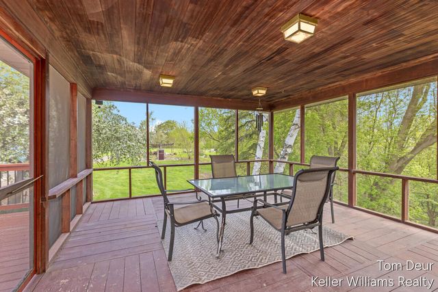 1155 Johnson Street, Marne, MI 49435