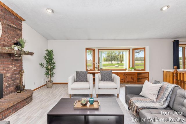1155 Johnson Street, Marne, MI 49435