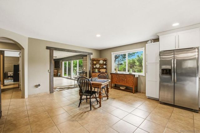 1861 Vista De La Montana, El Cajon, CA 92019