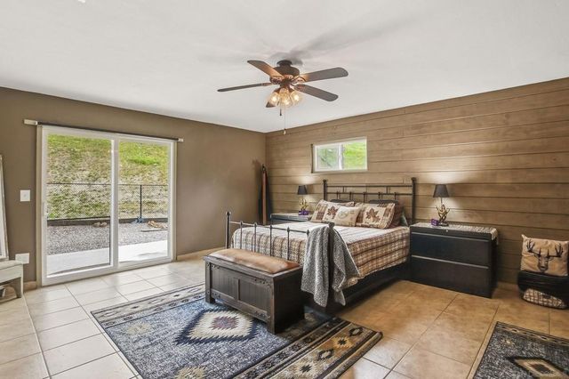 1861 Vista De La Montana, El Cajon, CA 92019