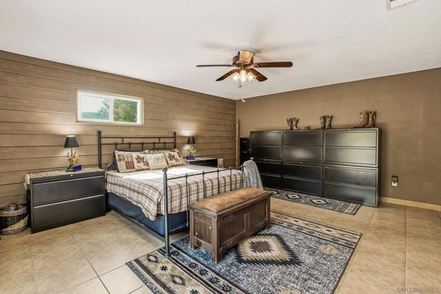 1861 Vista De La Montana, El Cajon, CA 92019