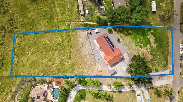 1861 Vista De La Montana, El Cajon, CA 92019