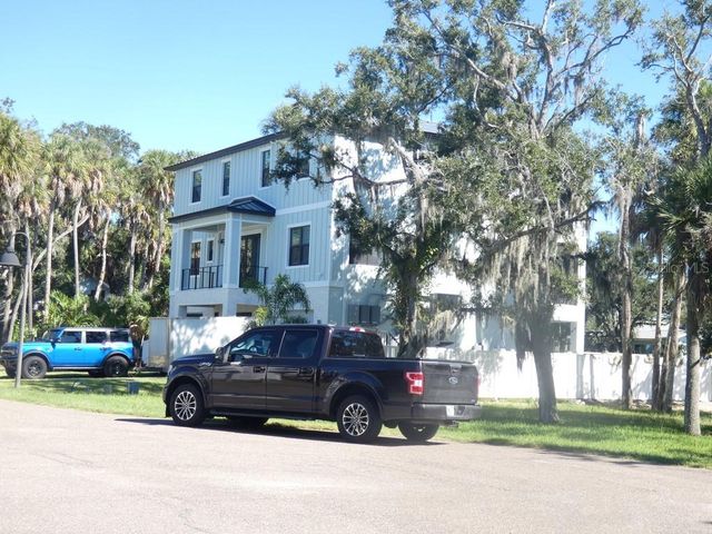 5405 TROPICAL WOODS COURT, Port Richey, FL 34668