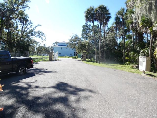 5405 TROPICAL WOODS COURT, Port Richey, FL 34668