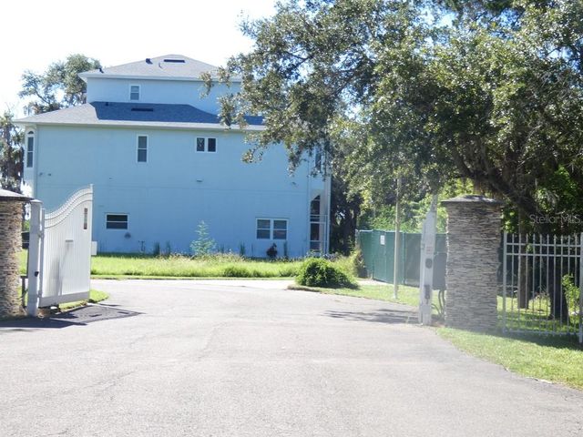 5405 TROPICAL WOODS COURT, Port Richey, FL 34668