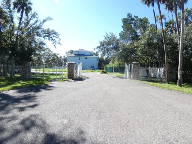 5405 TROPICAL WOODS COURT, Port Richey, FL 34668