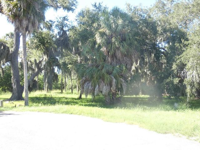 5405 TROPICAL WOODS COURT, Port Richey, FL 34668