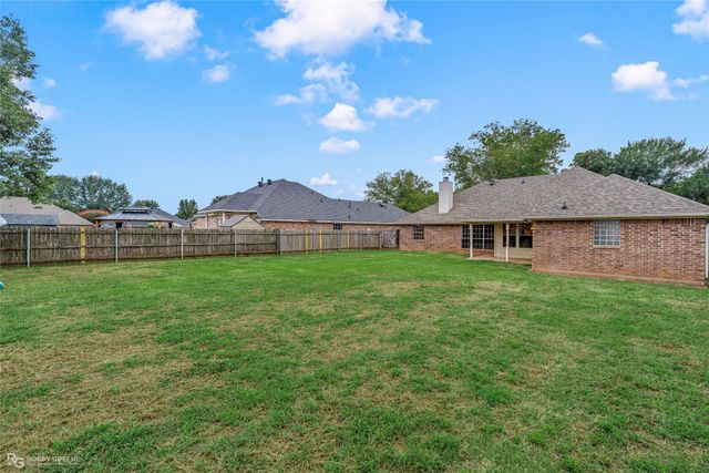 1025 Cressmont Street, Bossier City, LA 71111