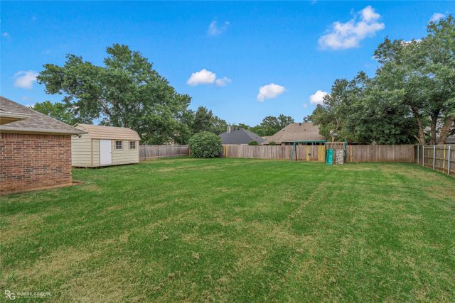 1025 Cressmont Street, Bossier City, LA 71111