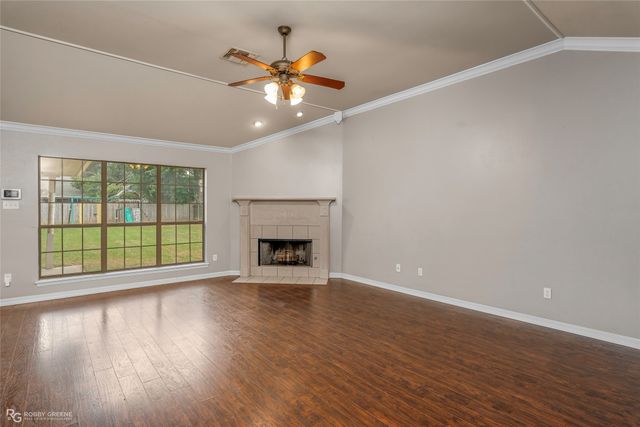 1025 Cressmont Street, Bossier City, LA 71111
