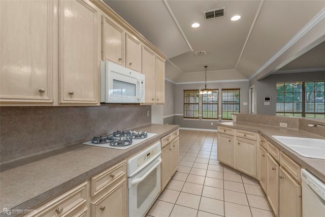 1025 Cressmont Street, Bossier City, LA 71111
