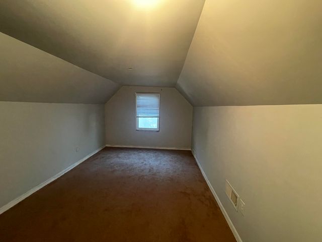 7763 Memorial Avenue, Detroit, MI 48228