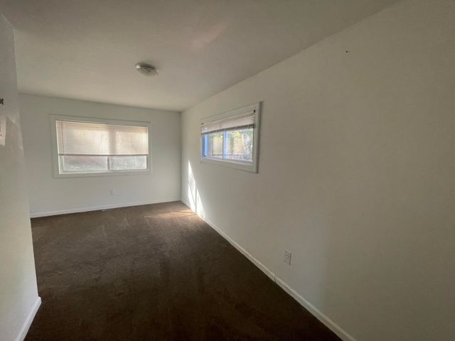 7763 Memorial Avenue, Detroit, MI 48228