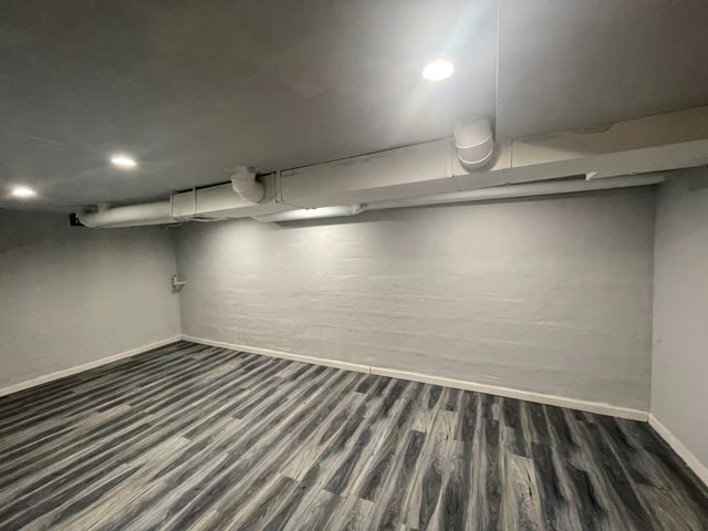 7763 Memorial Avenue, Detroit, MI 48228