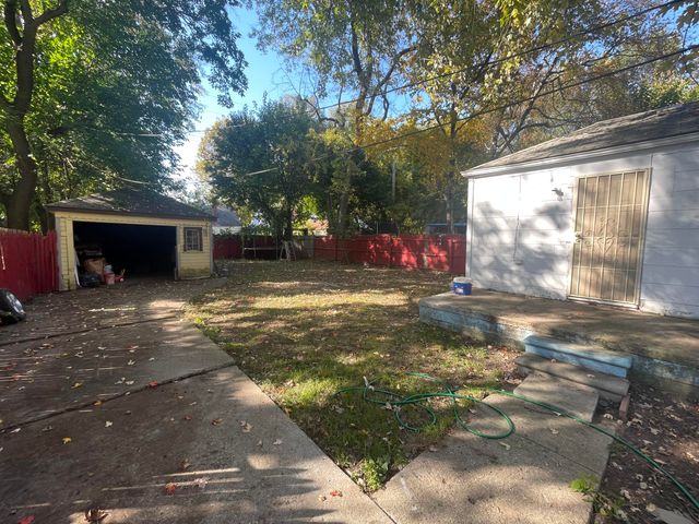 7763 Memorial Avenue, Detroit, MI 48228