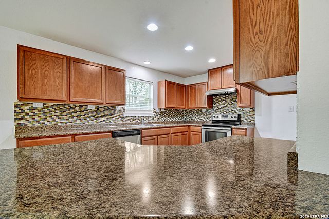 7406 Hawk Mtn, Converse, TX 78109