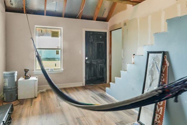 244 Smith Circle, Point, TX 75472