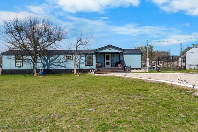 244 Smith Circle, Point, TX 75472