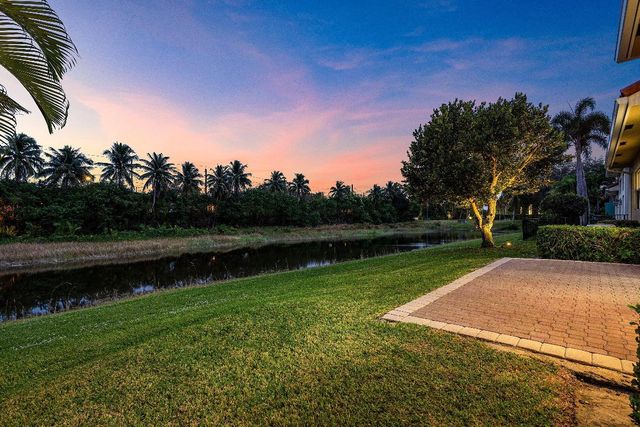 7077 Via Mediterrania, Boca Raton, FL 33433