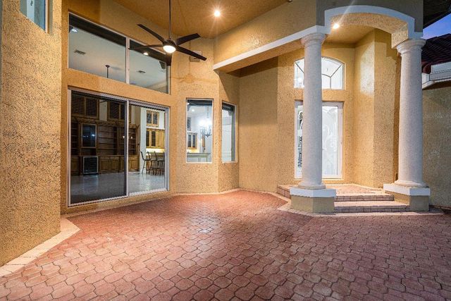 7077 Via Mediterrania, Boca Raton, FL 33433