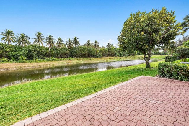 7077 Via Mediterrania, Boca Raton, FL 33433