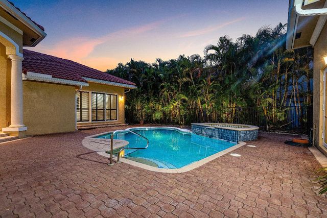 7077 Via Mediterrania, Boca Raton, FL 33433