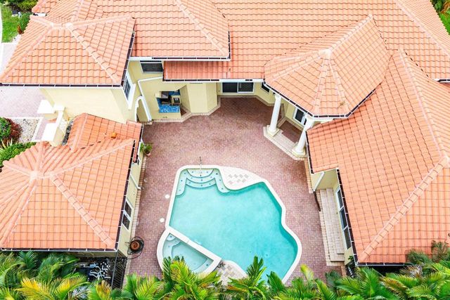 7077 Via Mediterrania, Boca Raton, FL 33433