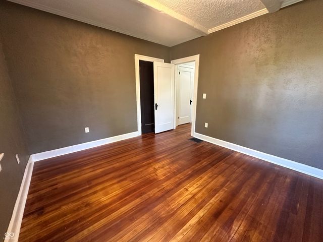 21 N Bosart Avenue, Indianapolis, IN 46201