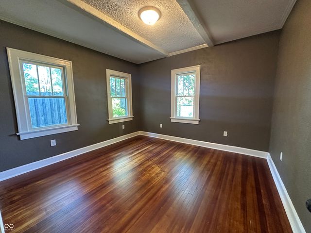 21 N Bosart Avenue, Indianapolis, IN 46201